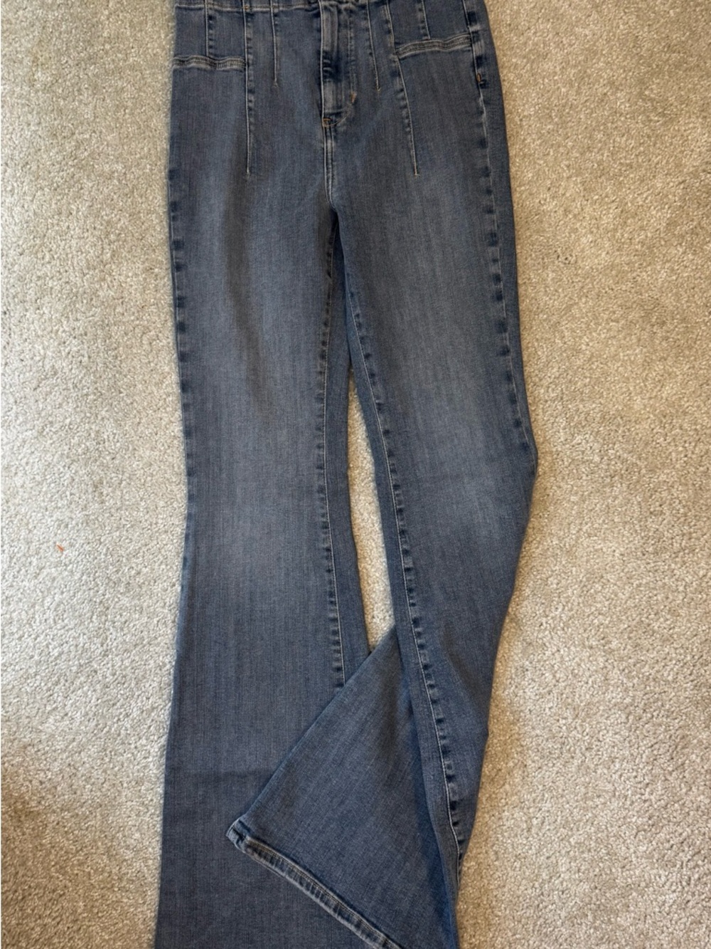 We The Free High-Waist Washed Blue Flare Jayde flare leg Jeans - Picture 2 of 6